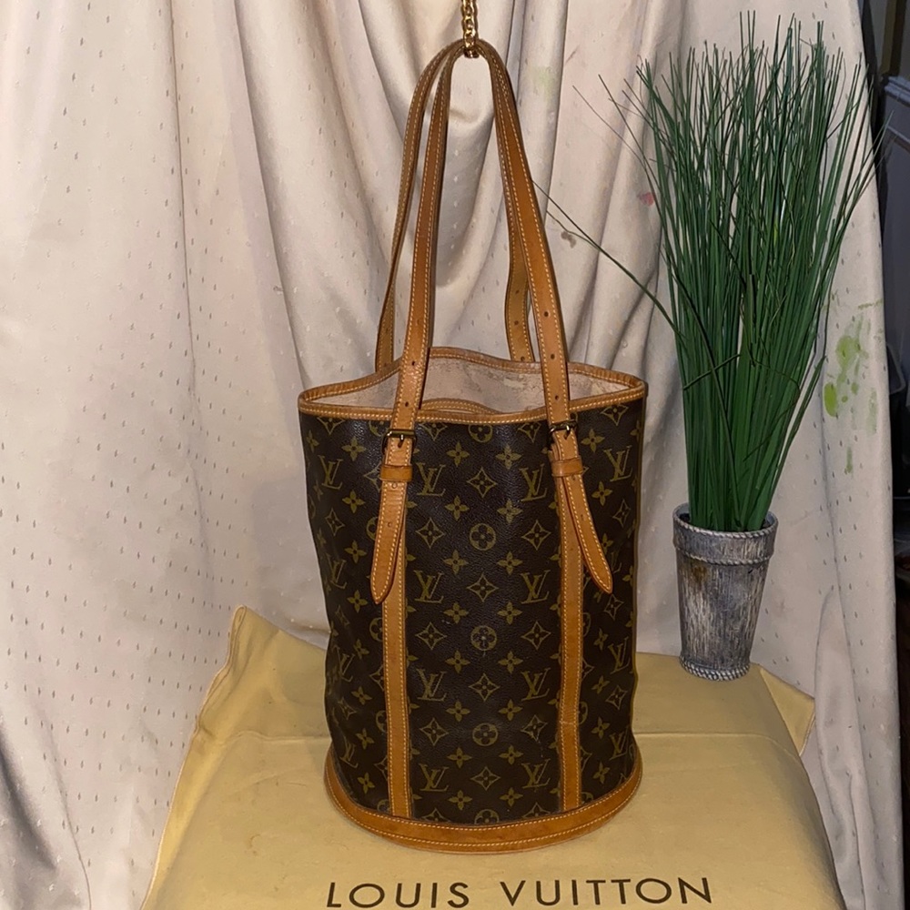 Louis Vuitton Vintage Bucket GM